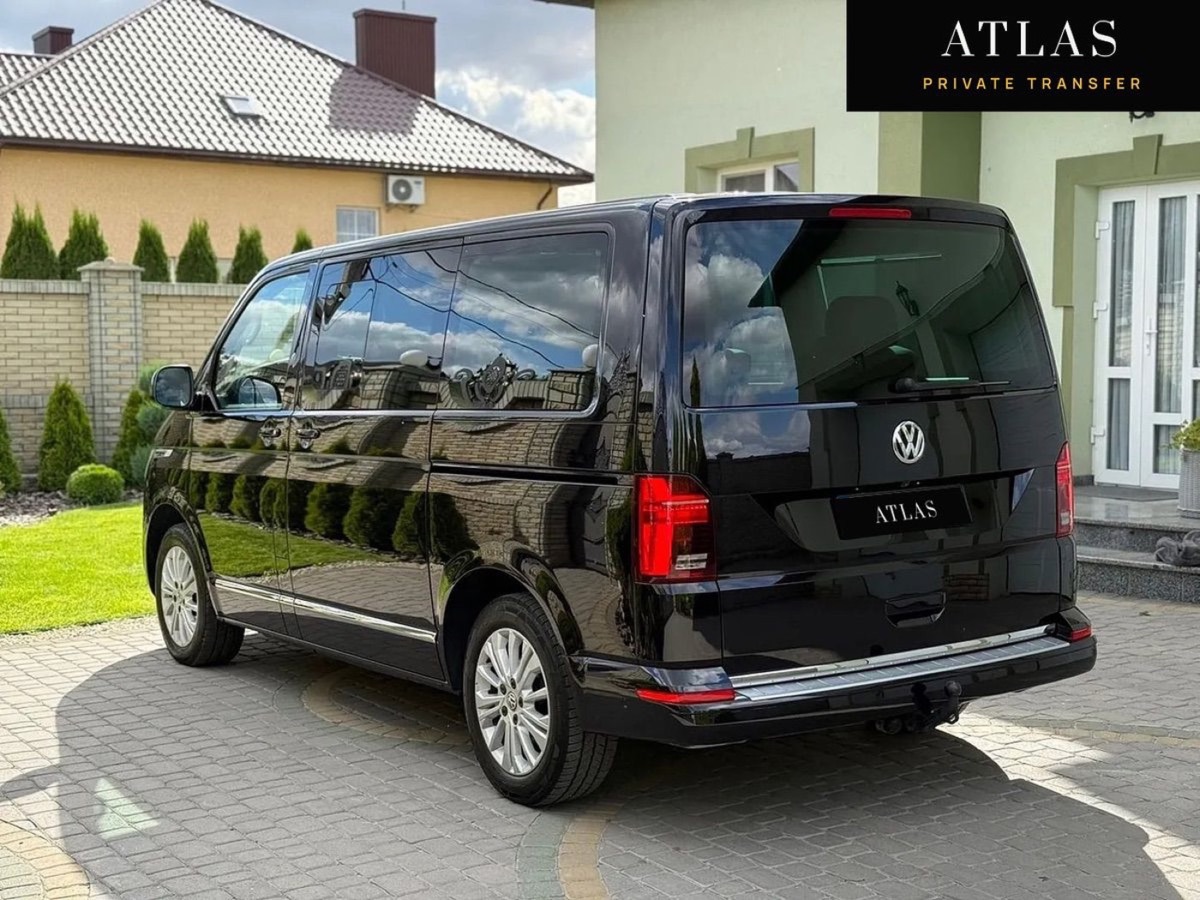 Volkswagen Multivan — 2